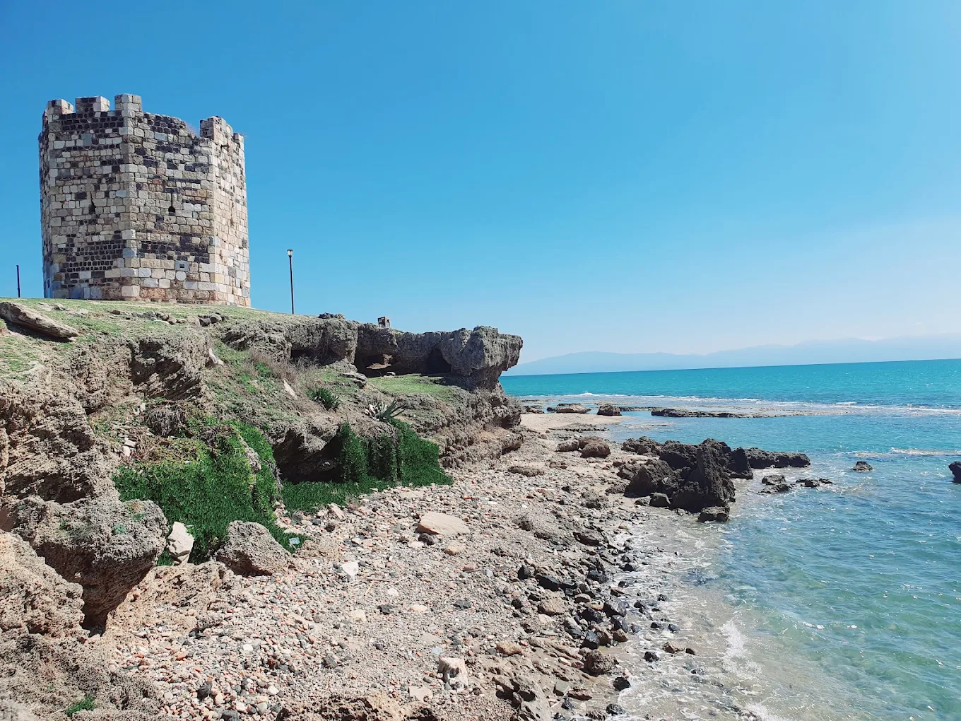 🏰 Süleyman Kulesi ve Antik Mağaralar